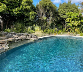 Kingfisher Studio - Tauranga Holiday Escape, Omanawa